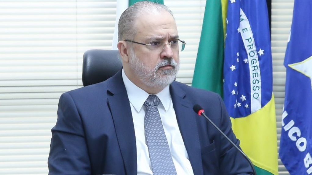 PGR cobra governadores sobre o uso de verbas federais para hospitais de campanha