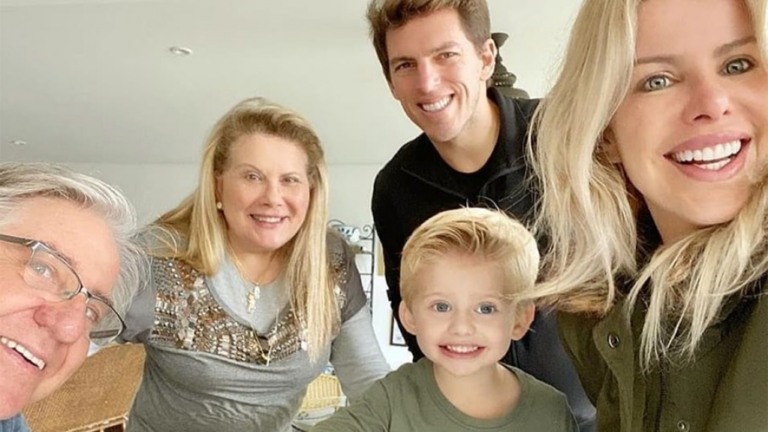 Karina Bacchi e Amaury Nunes aparecem juntos depois de crise no casamento