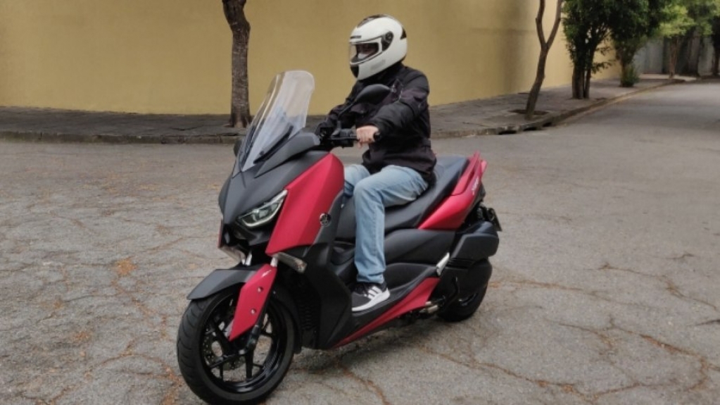 Confira como se sai o scooter Yamaha XMax no dia a dia