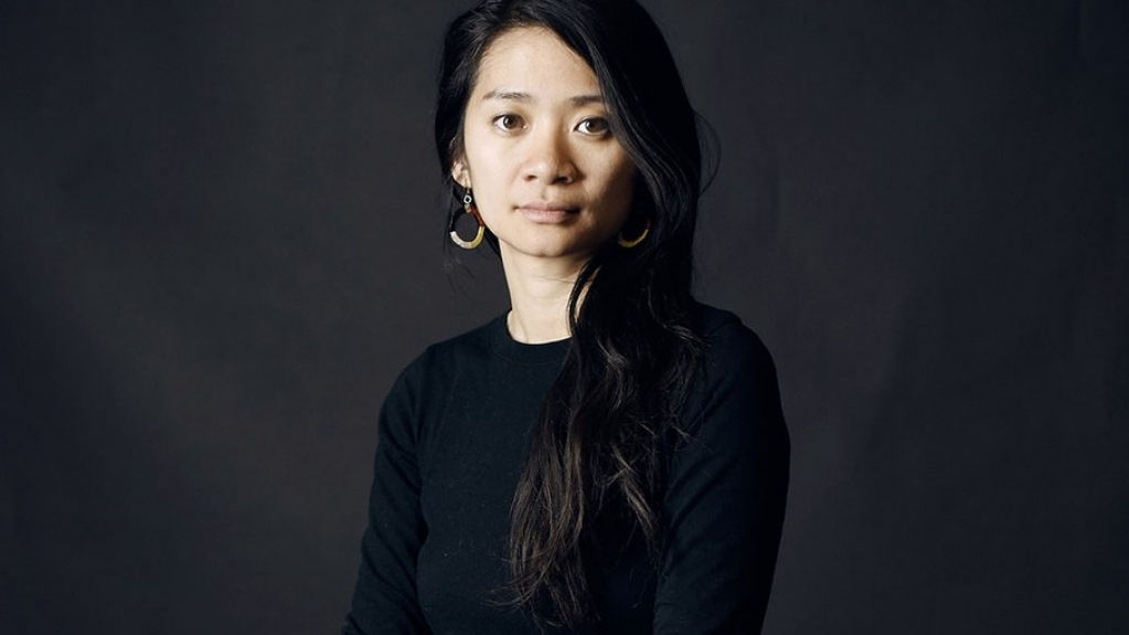 Chloé Zhao é a primeira mulher não branca a vencer o Oscar de direção Chloé Zhao é a primeira mulher não branca a vencer o Oscar de direção