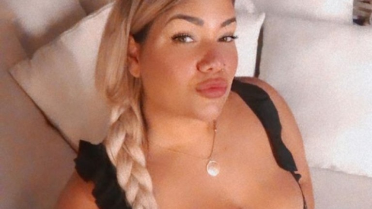 Mulher Filé recebe alta após passar cirurgia de emergência