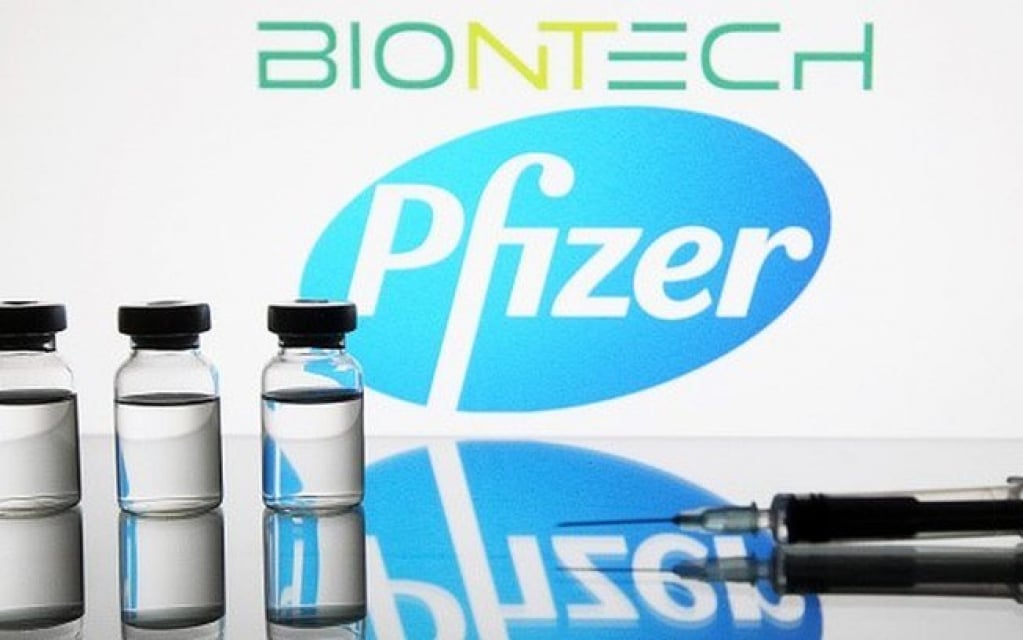 Vacina da Pfizer: Brasil recebe 1º lote do imunizante com 4 meses de 'atraso'