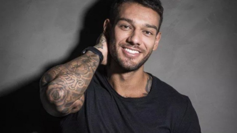 Lucas Lucco abandona festa com aglomeração após cair em cilada