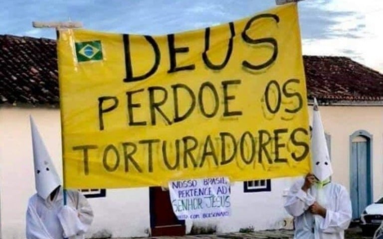 "Racista e profano": Manifestação que pedia perdão a torturadores é criticada