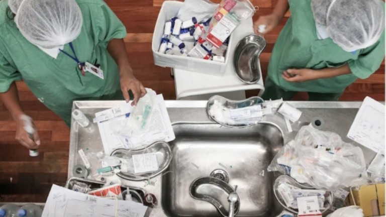 EUA prometem doar US$ 20 milhões ao Brasil em medicamentos do kit-intubação