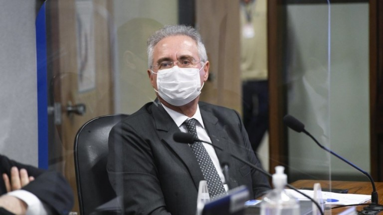 "Depoimento de Mandetta mostra que Bolsonaro divergiu da ciência", diz Calheiros
