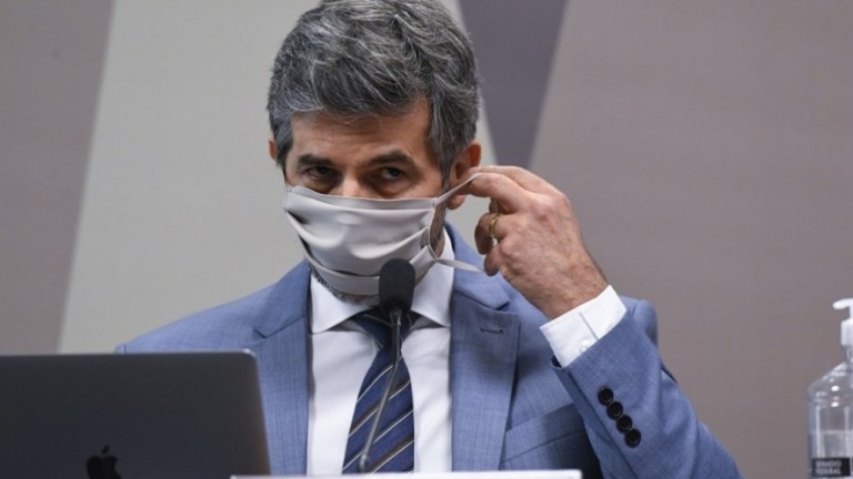 CPI da Covid: Teich diz que faltou estratégia ao governo para comprar vacinas