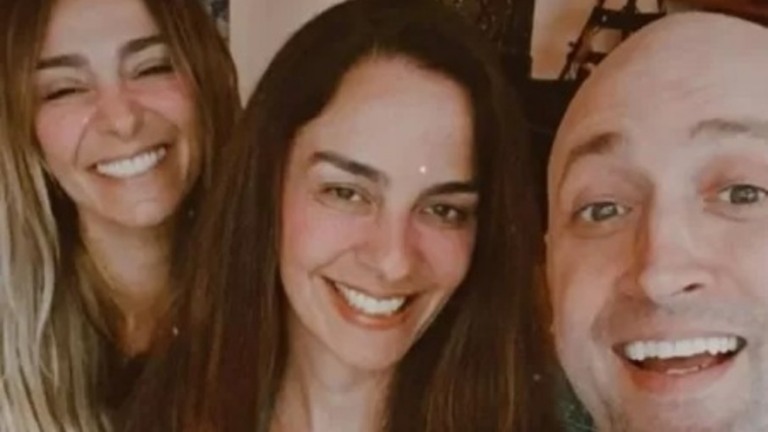 Mônica Martelli agradece irmã e lamenta morte de Paulo Gustavo: 'Dói e conforta'