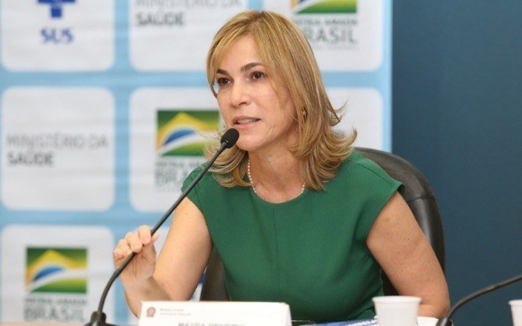 CPI da Covid: Renan quer convocar secretária conhecida como "Capitã Cloroquina" CPI da Covid: Renan quer convocar secretária conhecida como "Capitã Cloroquina"