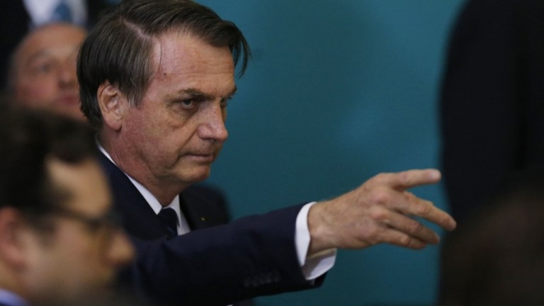 Bolsonaro pede para CPI "não encher o saco" ao defender uso da Cloroquina