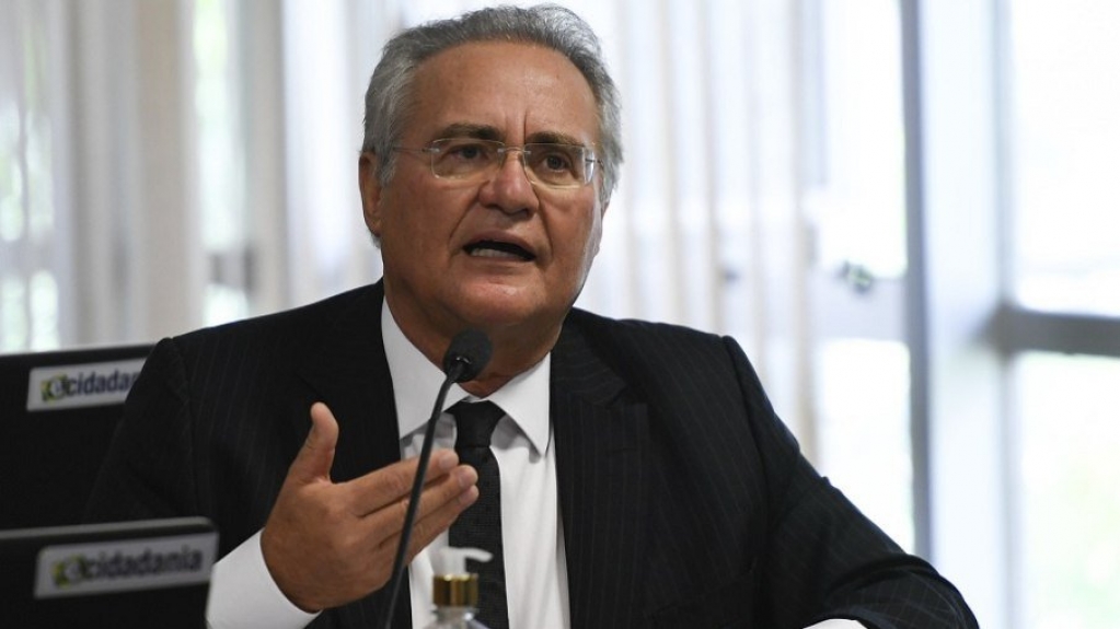Renan Calheiros diz que "nenhum presidente falou tantos absurdos como Bolsonaro"