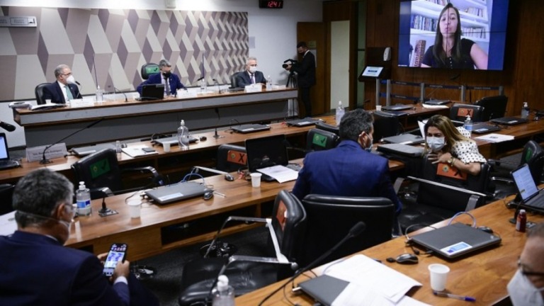 CPI da Covid ouve governadores nesta segunda (10) sobre compra direta de vacinas