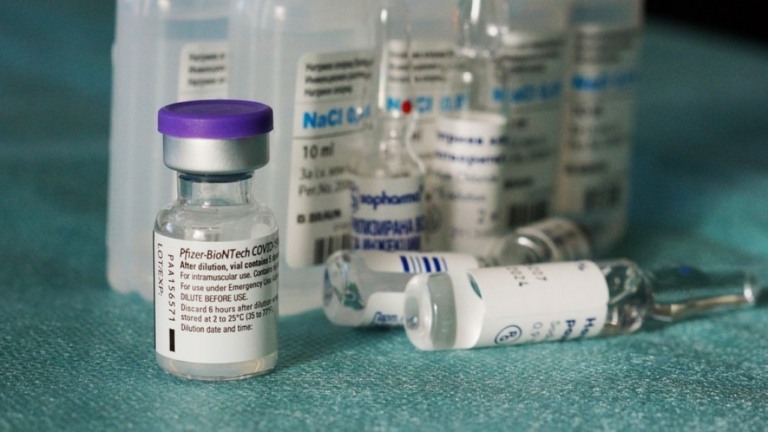 A partir de segunda-feira 1,1 milhão de doses da Pfizer devem ser distribuídas