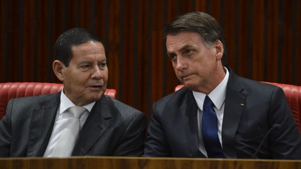 "Tudo indica que Bolsonaro não me quer como vice em 2022", diz Mourão "Tudo indica que Bolsonaro não me quer como vice em 2022", diz Mourão