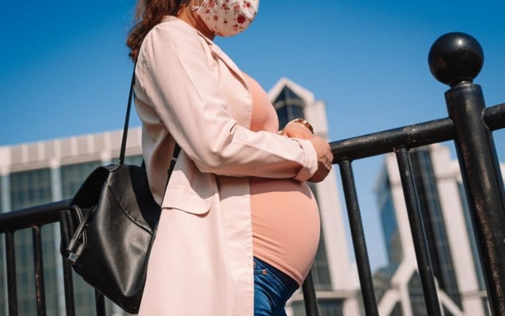 Quais cuidados as gestantes devem tomar durante a pandemia de Covid-19?