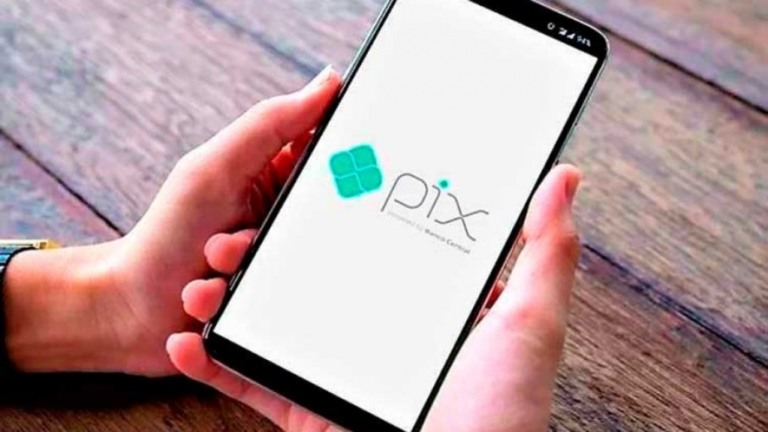 Decolar adota Pix como opção de pagamento de pacotes de viagem