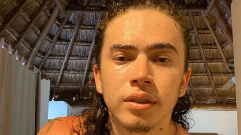 "Eu que terminei e não por traição", diz Whindersson sobre casamento com Sonza