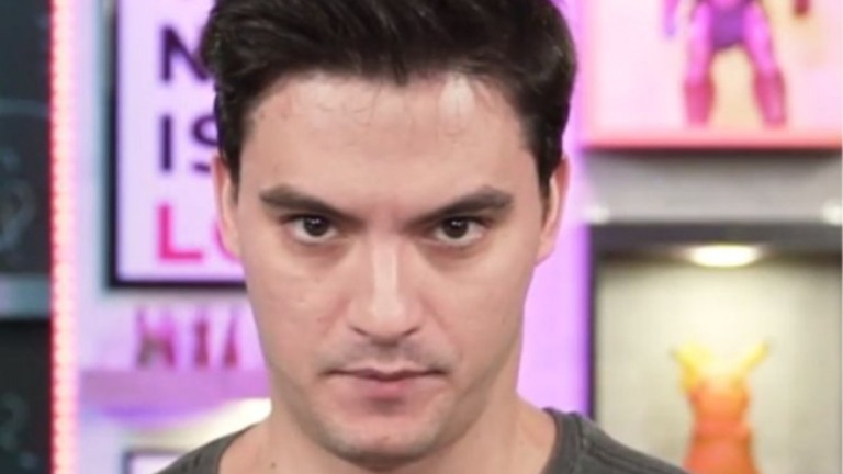 Felipe Neto desabafa após criança pedir sua prisão em ato pró-Bolsonaro