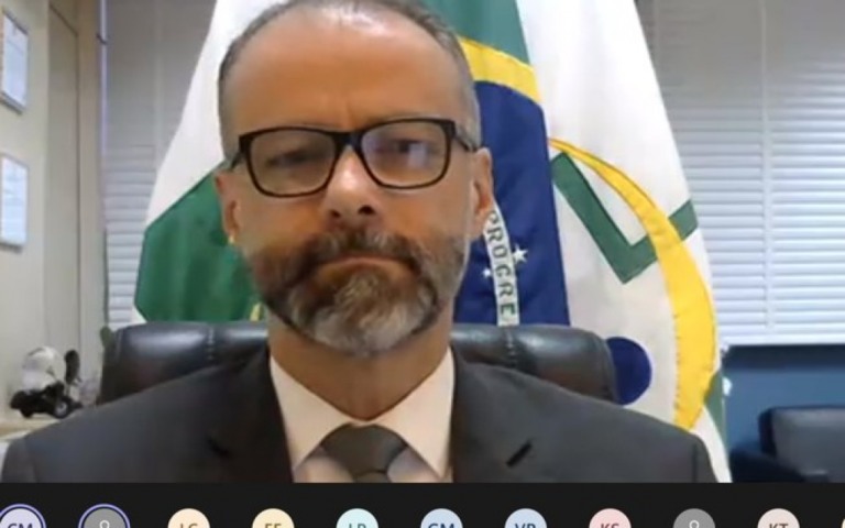 Presidente da Anvisa terá que esclarecer sobre reunião da cloroquina