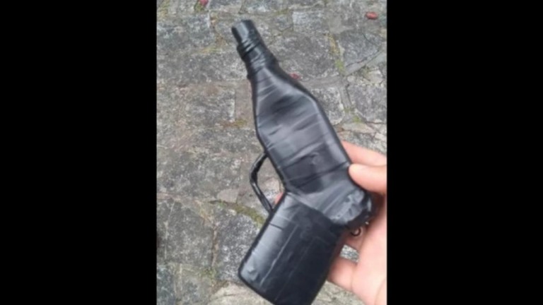 Foragido simula arma de fogo com desodorante e é preso em João Pessoa