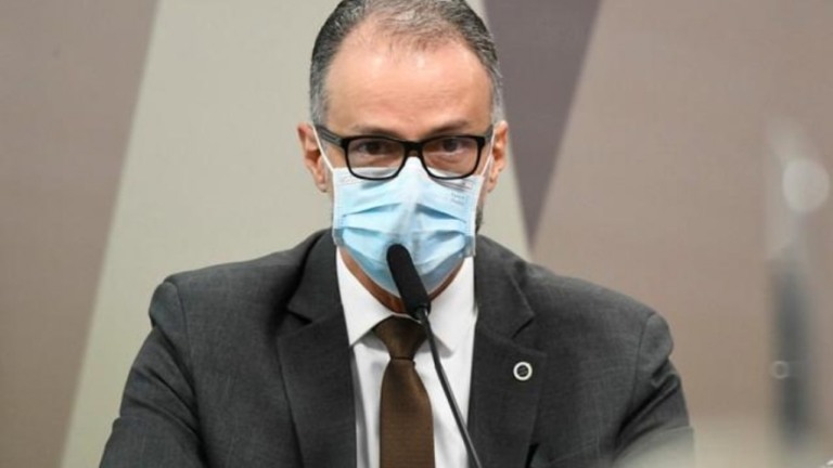 Bolsonaro está irritado com depoimento de Barra Torres na CPI da Covid, diz site