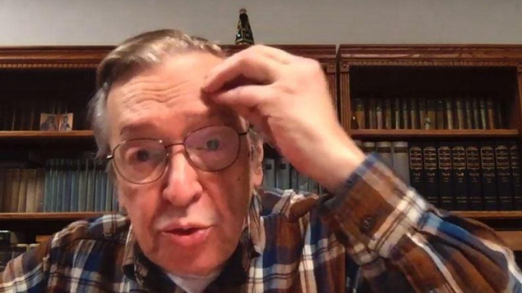 Olavo de Carvalho deverá pagar indenização de R$ 2,9 mi para Caetano Veloso Olavo de Carvalho deverá pagar indenização de R$ 2,9 mi para Caetano Veloso