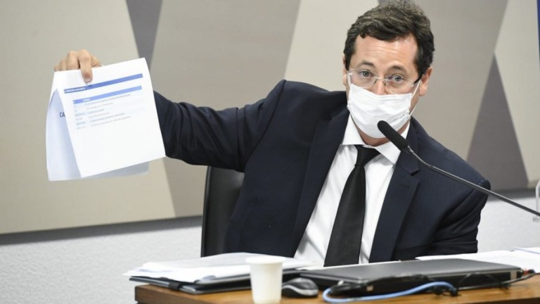 Ouça: Veja divulga áudio de Wajngarten afirmando "incompetência" da Saúde