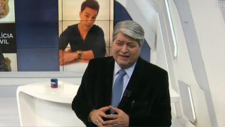 Datena chama Zezé de "metido" após cantor passar por cateterismo; assista