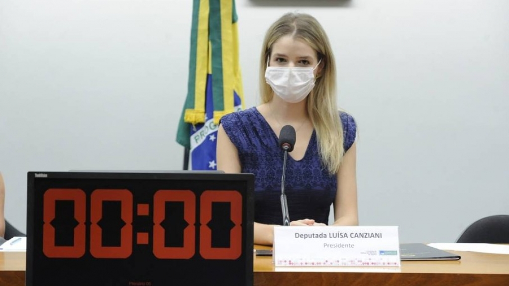 Projeto de lei para regulamentar ensino domiciliar deve ser votado ainda em maio Projeto de lei para regulamentar ensino domiciliar deve ser votado ainda em maio