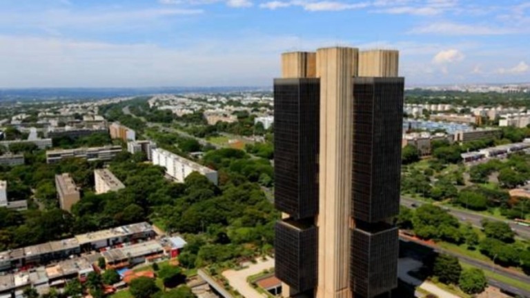 Mercado eleva expectativa de inflação de 5,06% para 5,15%; teto da meta é 5,25%