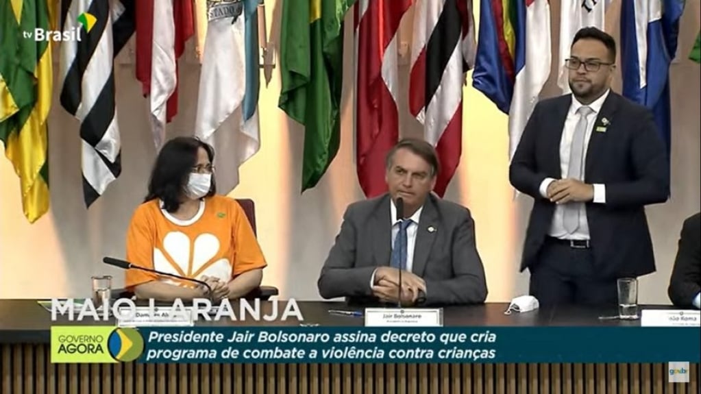 Bolsonaro critica gestões anteriores do Ministério dos Direitos Humanos Bolsonaro critica gestões anteriores do Ministério dos Direitos Humanos