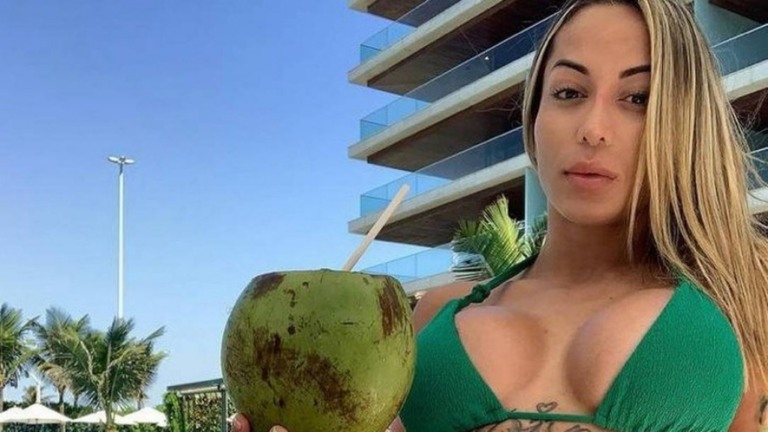 "Foi um acidente", diz modelo que estava com MC Kevin no quarto do hotel