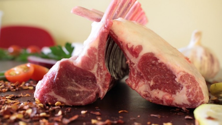 Argentina suspende exportações de carne por 30 dias e associação anuncia greve