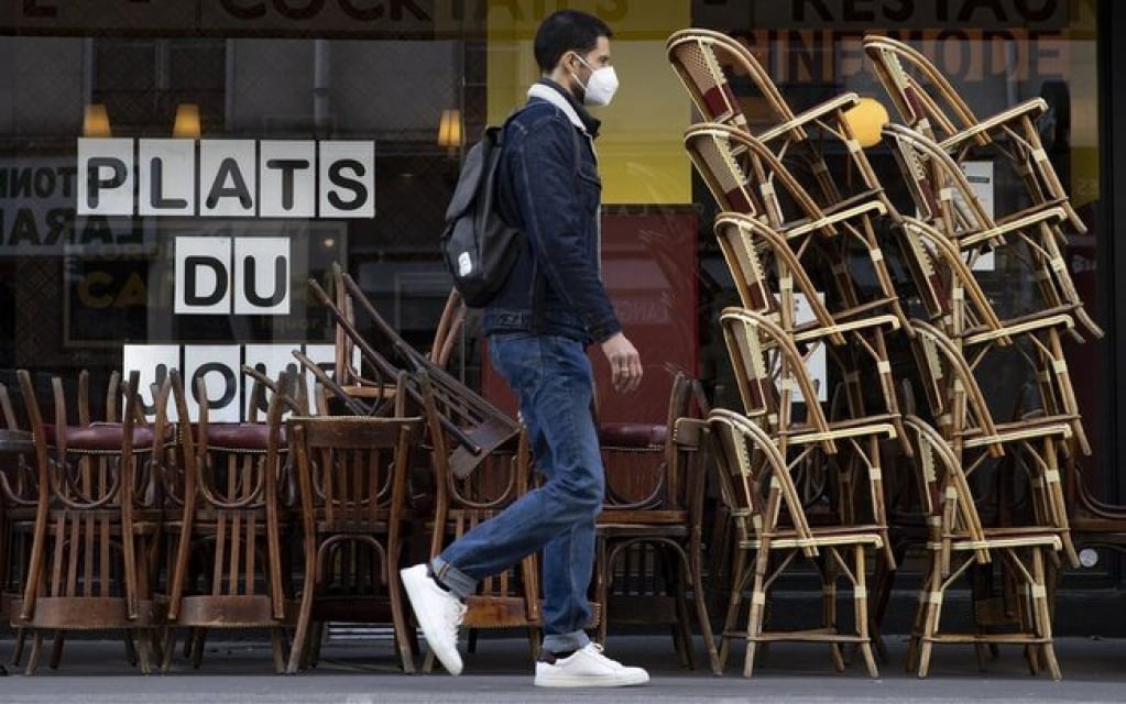 Covid-19: como a França vai reabrir bares e cinemas depois de 3 lockdowns