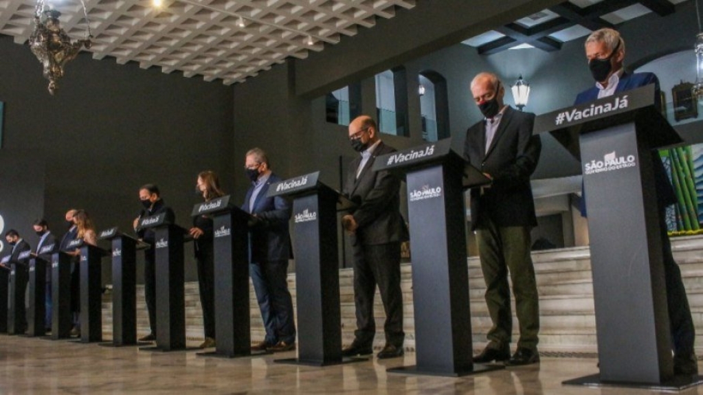 Doria planeja anunciar abertura do comércio hoje, mesmo com alta nas internações