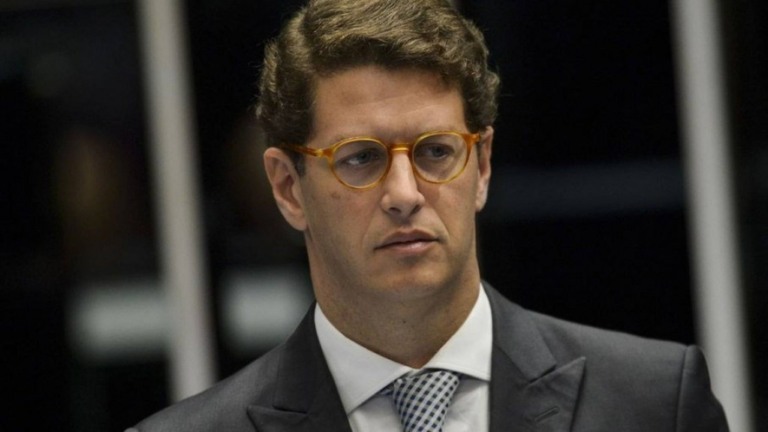 Ricardo Salles havia tratado da legalização do garimpo em áreas protegidas