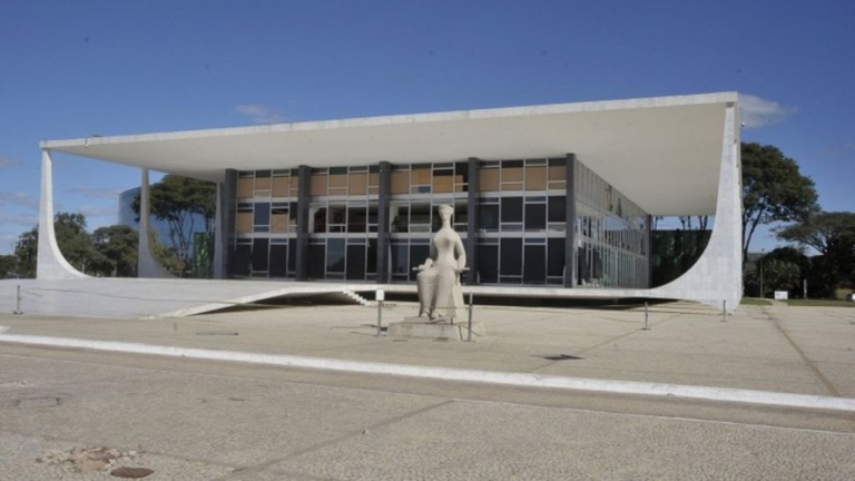 Demissão em massa: STF vota hoje se há necessidade de negociação; entenda