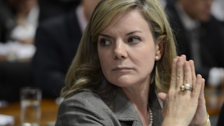 PT condena privatização da Eletrobras e diz que se eleito estatizaria novamente