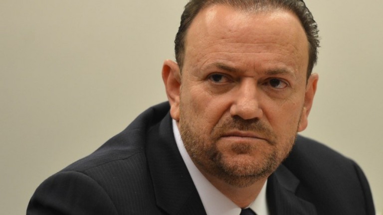 "Terceira onda [da Covid] virá e será violenta", diz prefeito de Araraquara