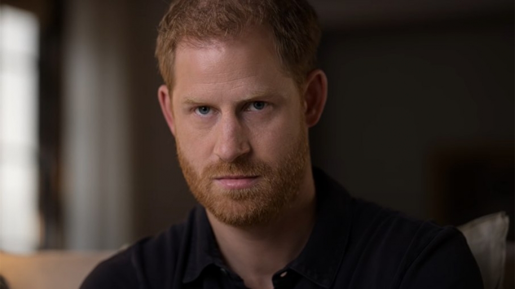 Harry diz que família real não ajudou Meghan Markle durante crises suicidas Harry diz que família real não ajudou Meghan Markle durante crises suicidas