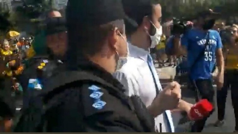 Jornalista da CNN é hostilizado em ato pró-Bolsonaro; veja vídeo