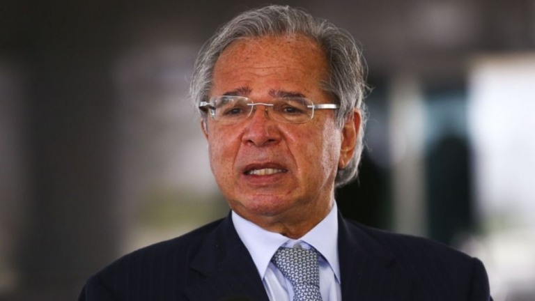 Guedes admite aproximação entre Centrão e governo: "Deu sustentação parlamentar"