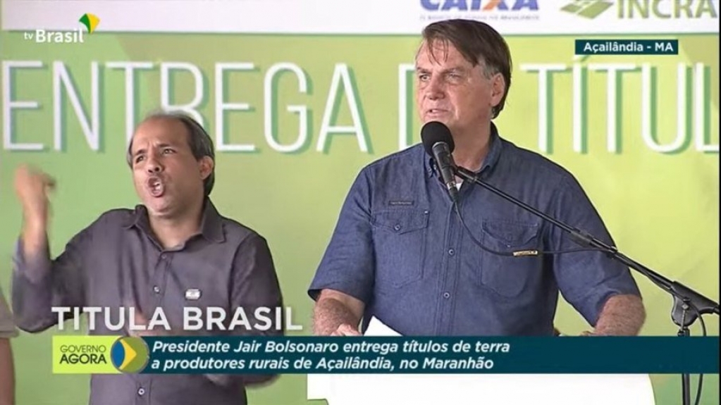 Em ritmo de campanha, Bolsonaro intensifica agenda de viagens com comícios
