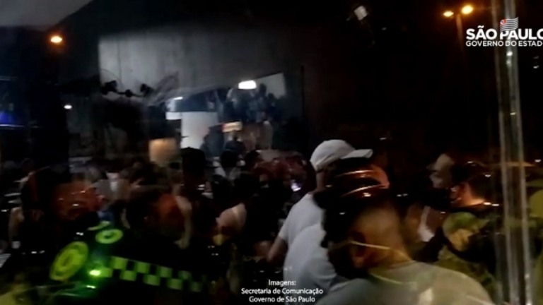Polícia flagra quase 1000 aglomerações durante o final de semana em São Paulo