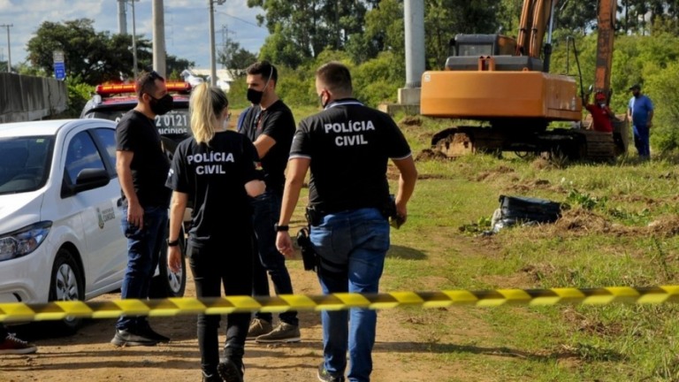 MP e Polícia Civil deflagram operação contra compra de crédito de vales-refeição