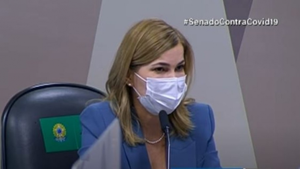 Capitã cloroquina: Mayra pinheiro acha apelido inadequado por não ser militar Capitã cloroquina: Mayra pinheiro acha apelido inadequado por não ser militar