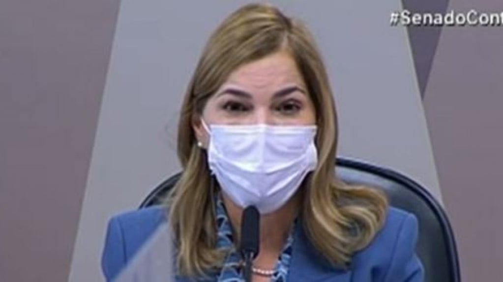 Senador do PT esclarece 'falo' visto por Mayra Pinheiro na Fiocruz; entenda