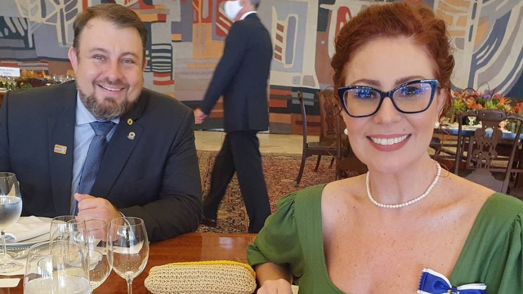 Irmão de Carla Zambelli ganha cargo no Ministério da Agricultura