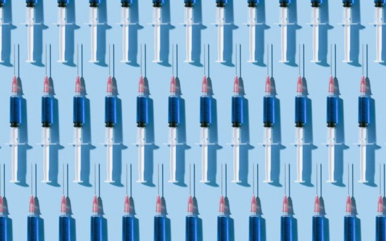 O que se sabe sobre eficácia de vacinas contra variante da Índia e outras