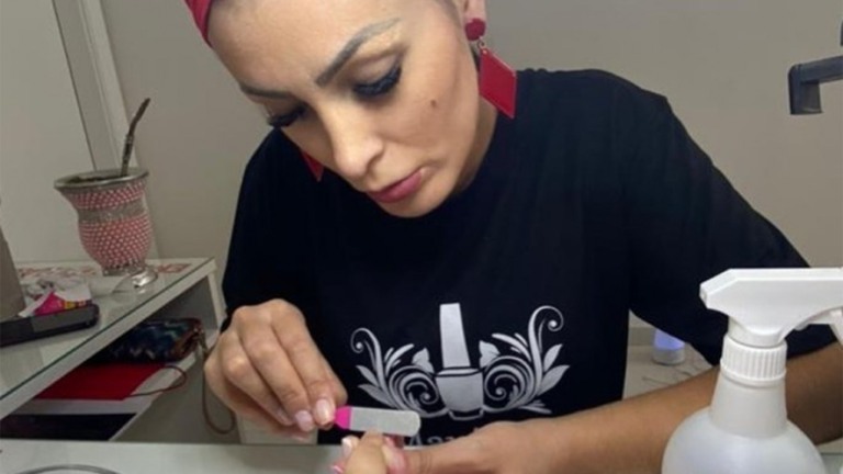 Andressa Urach fala de recomeço e carreira como manicure